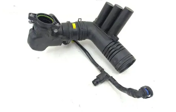 Volkswagen Jetta VI Turbo air intake inlet pipe/hose 04E129656H 04E129651C