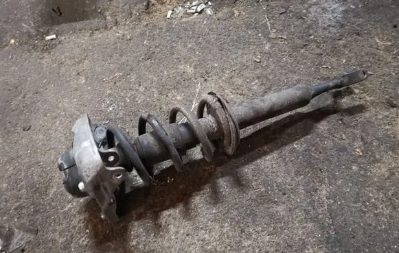 Audi A4 S4 B7 8E 8H Front shock absorber with coil spring 8E0dg