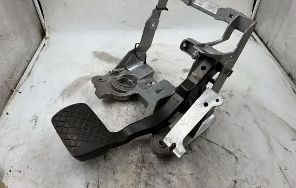 Audi A4 S4 B8 8K Brake pedal 8K1723140B