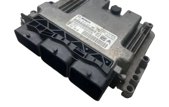 Engine ECU kit and lock set