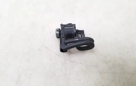 Volkswagen Caddy Turbo solenoid valve 1K0906283A