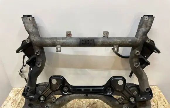 Mercedes-Benz E C207 W207 Front subframe A0029980650 A2042402317 A2042402317Q1