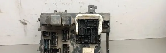 Nissan Terrano Fuse box set 212400284919