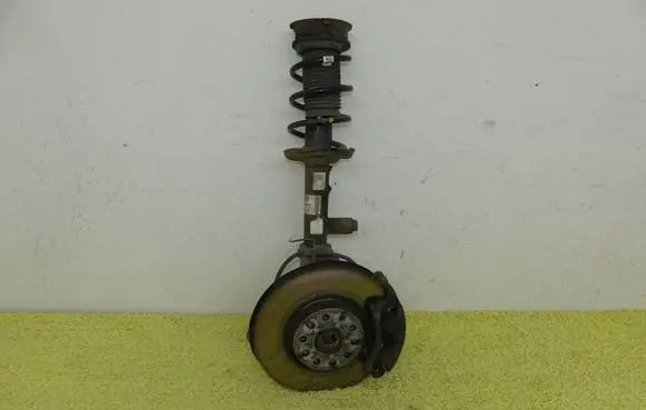 Volkswagen PASSAT B8 Front wheel hub spindle knuckle 5Q0407258A 5Q0413031FL