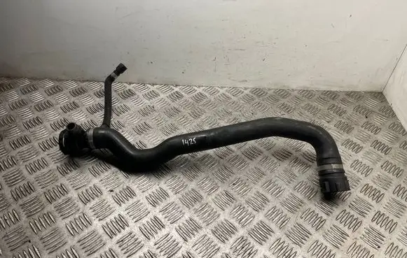 Engine coolant pipe/hose