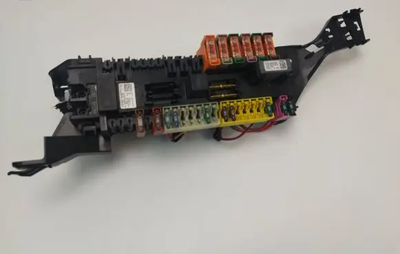 Mercedes-Benz ML AMG W166 Fuse box set A1665460043 A0009820123