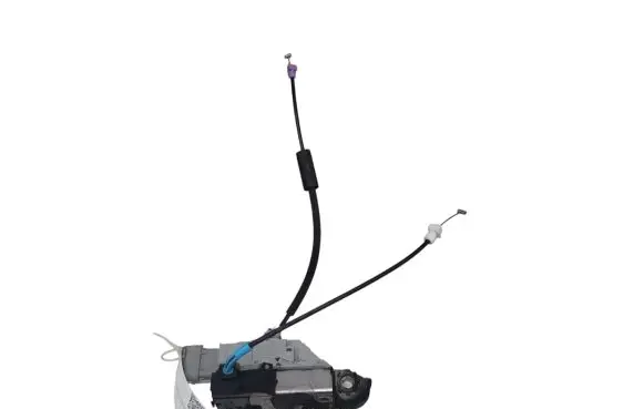 Citroen C6 Front door lock 9681330880