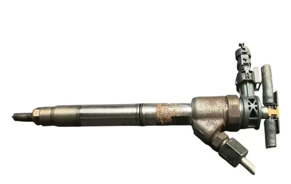 Hyundai i40 Fuel injector 0445110589 338002A610