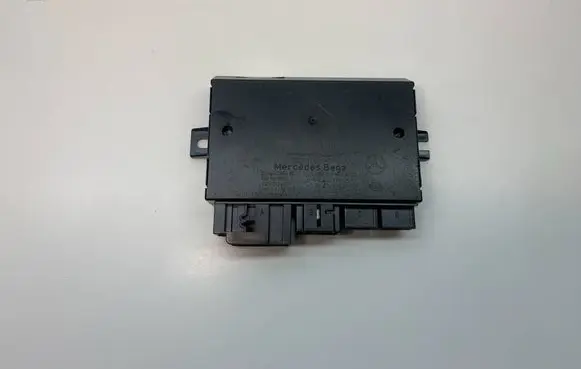 Mercedes-Benz S W223 Tow bar trailer control unit/module A2239006235