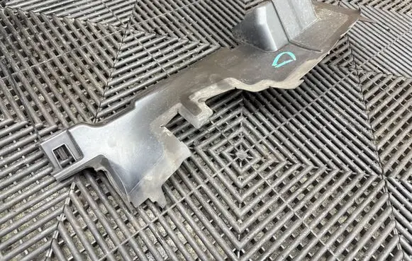 Volkswagen PASSAT B8 Intercooler air guide/duct channel 3G0121284C
