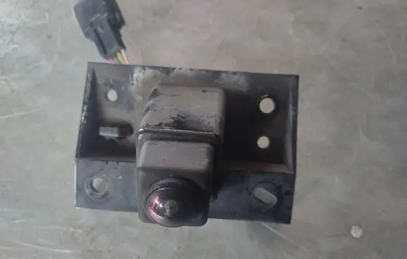 Nissan Qashqai+2 Front bumper camera 284F1BR00B