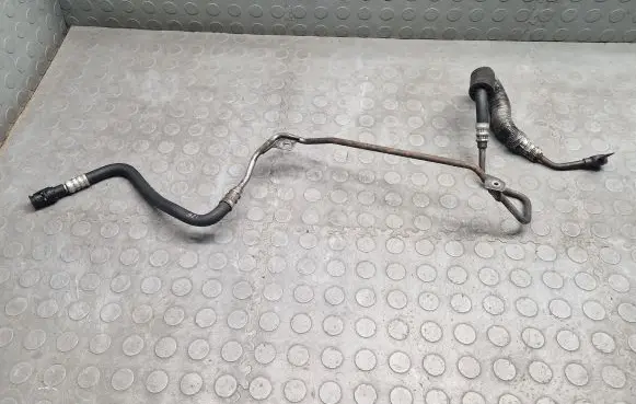 BMW 5 E60 E61 Power steering hose/pipe/line 6766686
