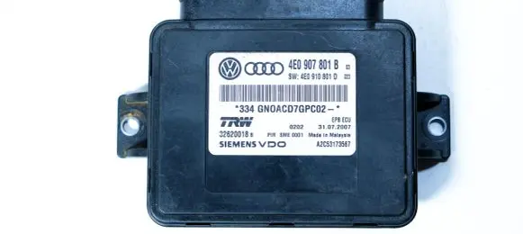 Audi A6 S6 C6 4F Hand brake control module 4F0907801B
