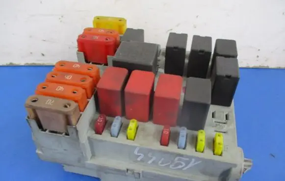 Alfa Romeo 159 Fuse box set 50508214