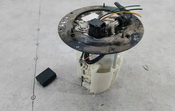 Mazda 5 In-tank fuel pump 