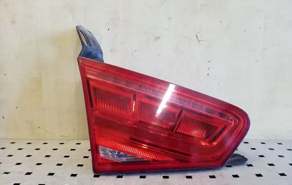 Audi A8 S8 D4 4H Tailgate rear/tail lights 4H0945093
