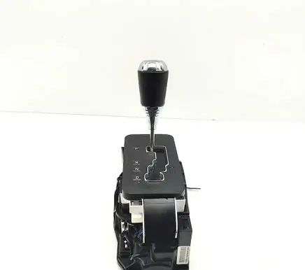 Jeep Wrangler Gear shifter/selector P05168003AE 05168003AE