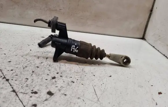 Audi A6 S6 C5 4B Clutch master cylinder 8E1721401