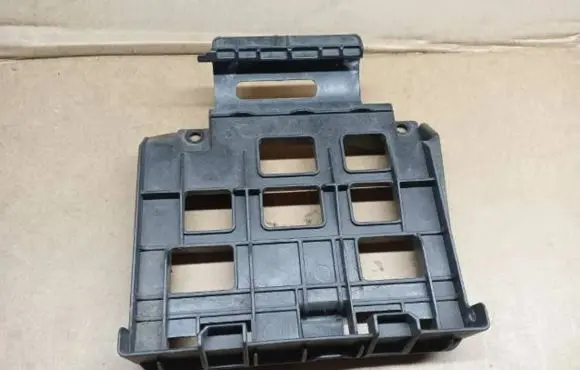 Audi A3 S3 8P Other engine bay part 8P0906131