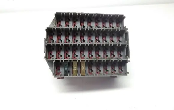 Volvo S80 Fuse module 9162439