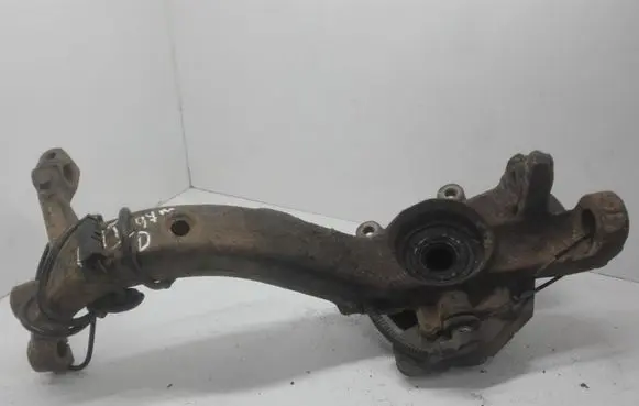 Audi A4 S4 B5 8D Front wheel hub spindle knuckle 8D0407258