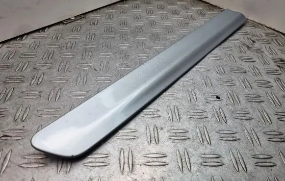 Volvo C70 Rear fender molding trim 09466451 39879266