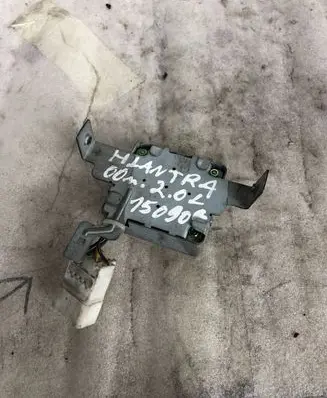 Hyundai Elantra ABS control unit/module 95695
