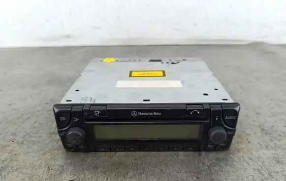 Mercedes-Benz E W210 Radio/CD/DVD/GPS head unit A2088202026