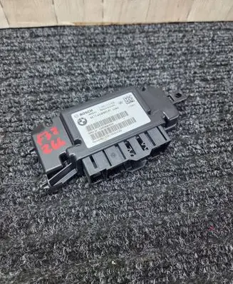 BMW 4 F32 F33 Airbag control unit/module 6826983