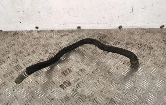 Nissan X-Trail T32 Engine coolant pipe/hose 8678888