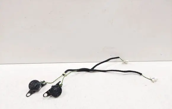 BMW 3 E46 Front door high frequency speaker 65138368231 8368232 65138368232