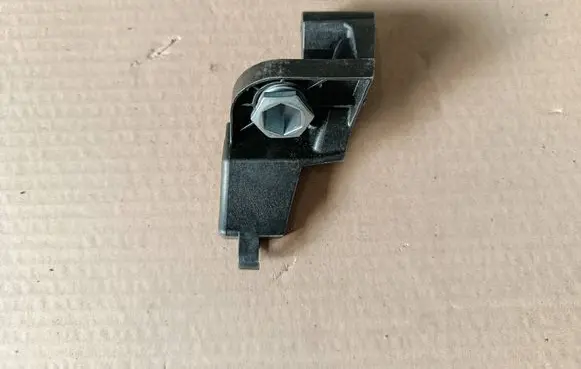 Mercedes-Benz E W213 Headlight/headlamp mounting bracket 20762502