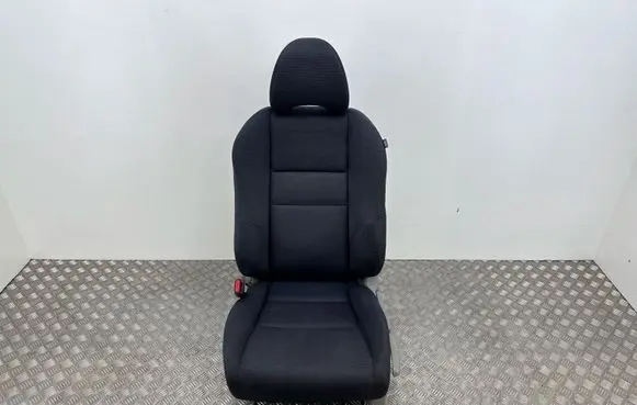 Honda Insight Front driver seat 