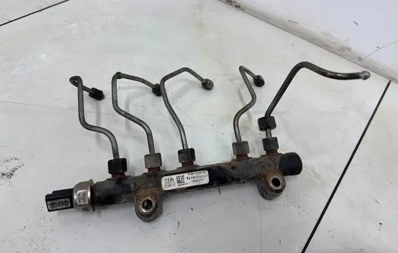 Peugeot Partner Fuel main line pipe 9685297580 28497Z01 130745191
