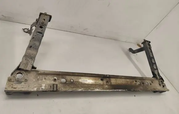 Renault Megane III Bottom radiator support slam panel 544F00003R