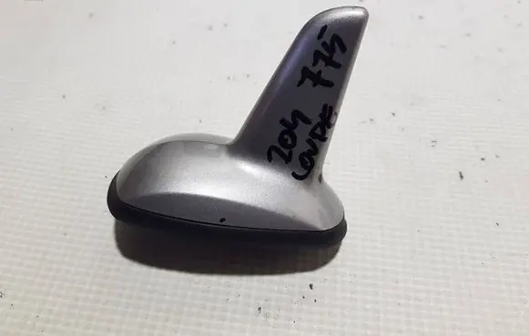 Mercedes-Benz S W221 Aerial GPS antenna 2218202075EE A2218202075