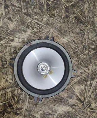 Dacia Logan I Front door speaker KFCE1352