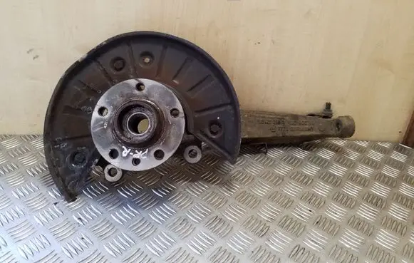 Volkswagen Touareg I Front wheel hub 7L6407258A