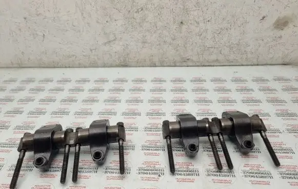 Volkswagen PASSAT B6 Fuel Injector clamp holder