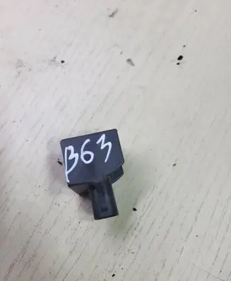 Mercedes-Benz E W211 ESP acceleration yaw rate sensor A1635420618 1222201695 10098001181