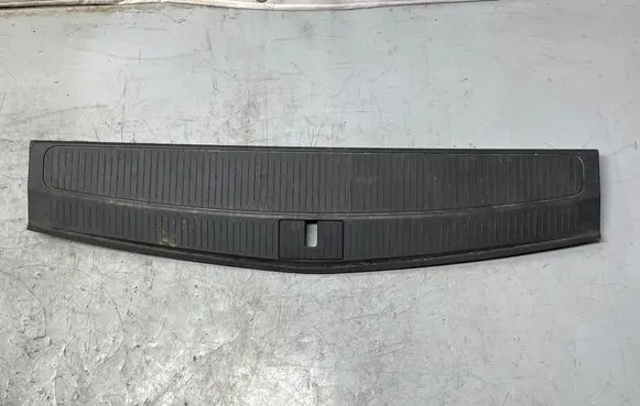Opel Astra J Trunk/boot sill cover protection 13261725 322225228
