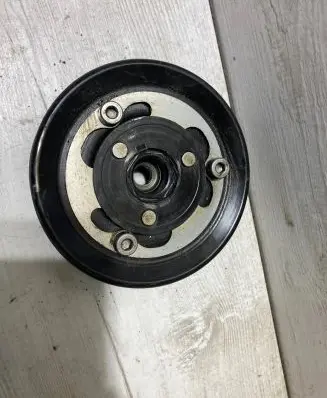 Seat Ateca Air conditioning compressor pulley 