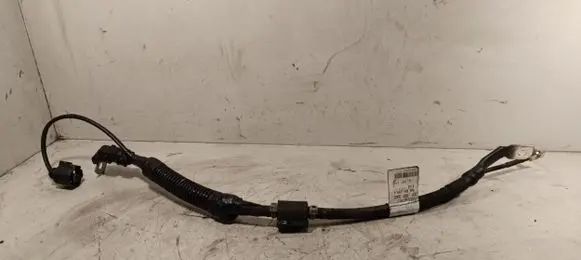 Mercedes-Benz C W205 Engine installation wiring loom