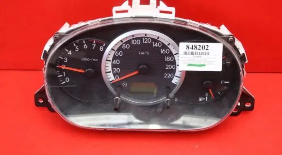 Mazda MX-5 NC Miata Speedometer (instrument cluster) C23555430
