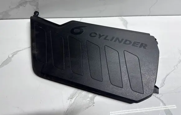 Mercedes-Benz E W213 Engine cover (trim) A6560106600