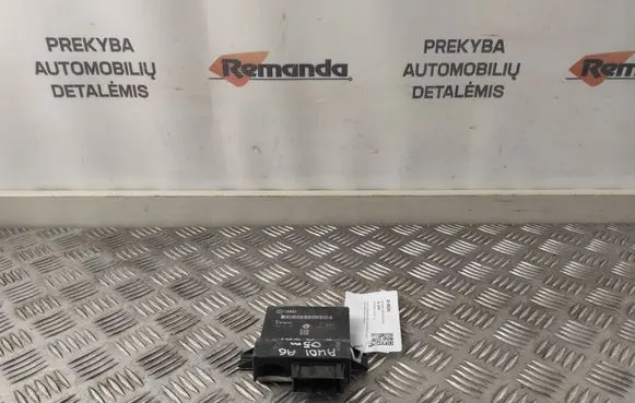 Audi A6 S6 C6 4F Gateway control module 4F0907468