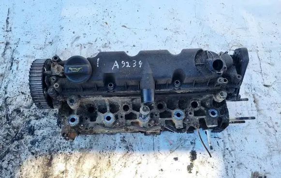 Peugeot Boxer Engine head 9634963010