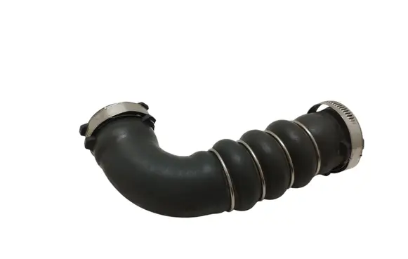Audi A6 C7 Intercooler hose/pipe 8E0145738D