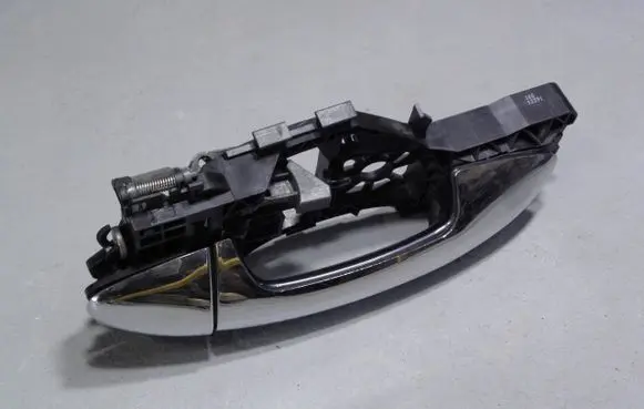 Volkswagen PASSAT B7 Rear door interior handle