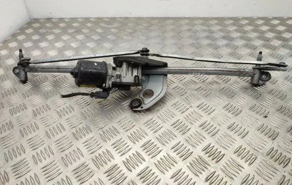 Mini One - Cooper Coupe R56 Front wiper linkage and motor 53555304